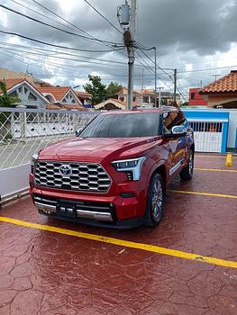 jeepetas y camionetas - Toyota Sequoia Capstone 2023 (FULL) Híbrida 