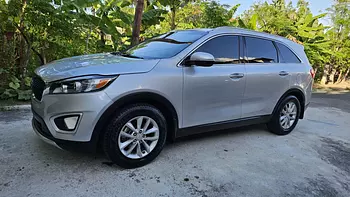 jeepetas y camionetas - Vendo Kia Sorento 2016