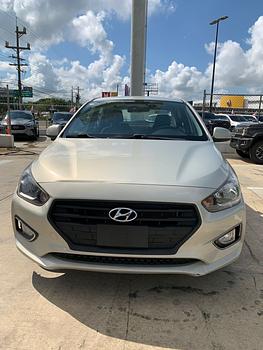 carros - Hyundai Verna 2020