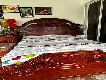 muebles y colchones - Juego de Habitación en caoba 100% negociable 