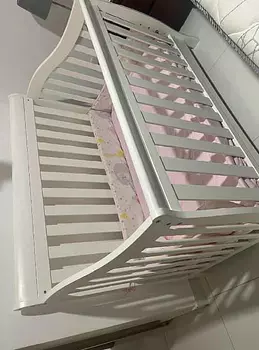 muebles y colchones - Cuna más colchón perfecto estado