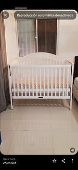 muebles - Vendo Cuna de Bebe color blanca *usada