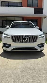 computadoras y laptops - Elegante Volvo XC90 inscription 2018