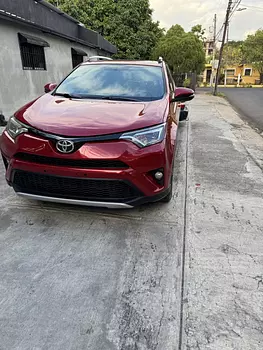 jeepetas y camionetas - Vendo Jeepeta Rav4 SE 2016