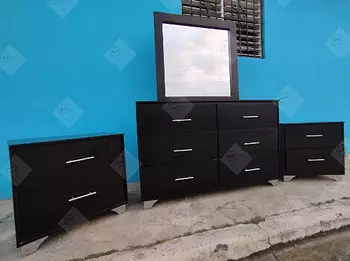 muebles y colchones - Gavetero más mesitas de noche color negro 