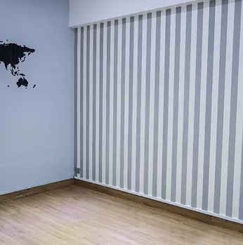 oficinas y locales comerciales - Atractivo local para oficina comercial en Plaza Comercial