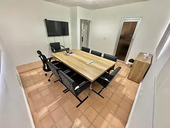 oficinas y locales comerciales - Vendo y alquilo local comercial en Mirador Sur