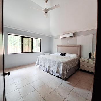 casas - Alquilo Casa Para uso de Oficina o Residencia