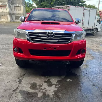 jeepetas y camionetas - Toyota hilux 2014