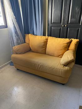 muebles y colchones - Sofá Tapizado Amarillo Dos Plazas