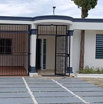 casas - CASA DE VENTA EN LAGUNA PRIETA PUÑAL, SANTIAGO.