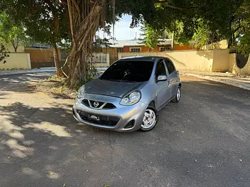 carros - Nissan March 2014.
