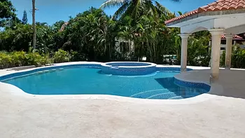 casas vacacionales y villas - VILLA EN METRO COUNTRY CLUB, JUAN DOLIO