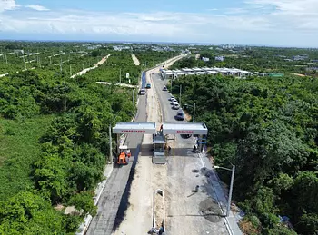 solares y terrenos - Solares en la Av ecológica zona oriental precios 9,000 m2