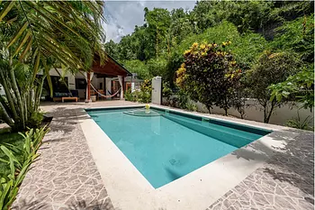 casas vacacionales y villas - VILLA DE 3 HABITACIONES CON PISCINA PRIVADA Y SERVICIOS INCLUIDOS - LAS TERRENAS