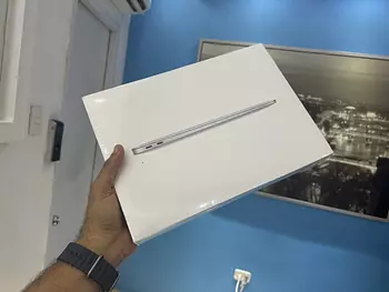 computadoras y laptops - MacBook Air 2020 M1 Apple Chip / 256GB / 8GB RAM - Nuevos Sellados RD$ 51,500 