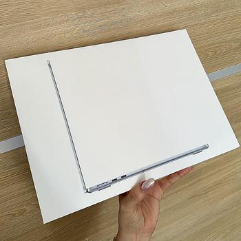 computadoras y laptops - MACBOOK AIR 13.6" M4 256GB 16GB RAM SELLADA OFERTA