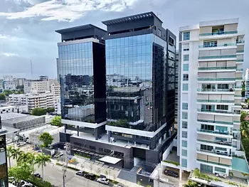 oficinas y locales comerciales - Local de Oficina en Piantini en Obra Gris Piso 10