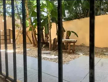 apartamentos - Casa en alquiler, Los Cacicazgos U$S2,000
3 Habitaciones