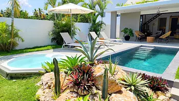 casas vacacionales y villas - VENTA DE VILLA DE 3 HABITACIONES CON PISCINA Y JACUZZI EN LAS TERRENAS