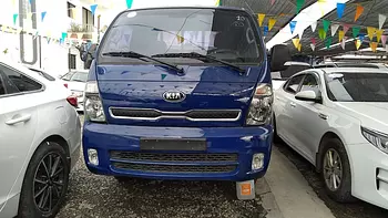 camiones y vehiculos pesados - KIA BONGO 2017 AZULDESDE: RD$ 850,100.00