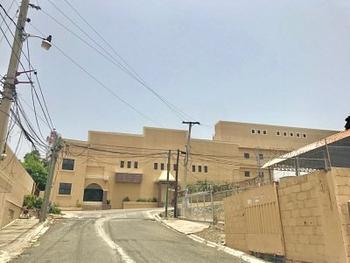 oficinas y locales comerciales - Gran Edificio Empresarial con Nave Industrial Disponible en Santiago