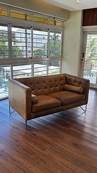 muebles y colchones -  Sofá de dos plazas en piel