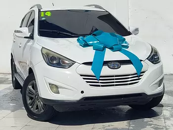 jeepetas y camionetas - Hyundai Tucson SE 2014Como nueva 