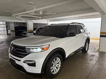 jeepetas y camionetas - Ford Explorer Blanca 2021, XLT, 37,000 km