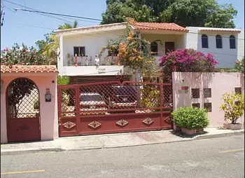 casas - Casa en venta de dos niveles en COSTA VERDE