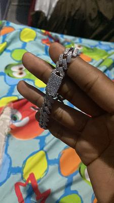 Listing thumbnail