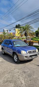 jeepetas y camionetas - Hyundai Santa Fe 2004 Gasolina/Gas