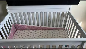 muebles - Cuna usada con colchón 