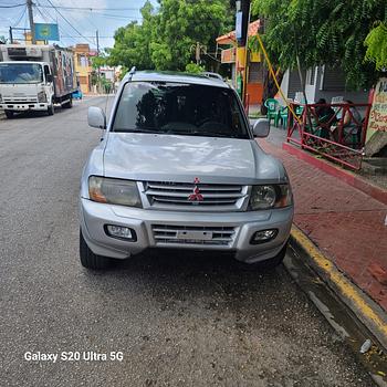 jeepetas y camionetas - Mitsubishi Montero 2003 La Full En La Romana