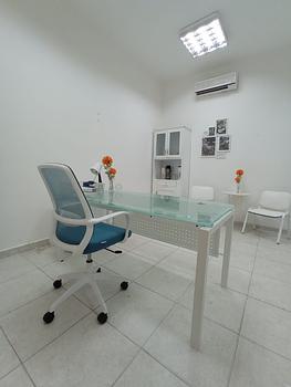oficinas y locales comerciales - Rento / Alquilo Oficina Amueblada