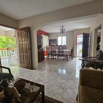 casas - Venta de Casa enel Millon comercial o Vivienda