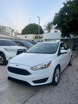carros - Ford Focus SE 2017