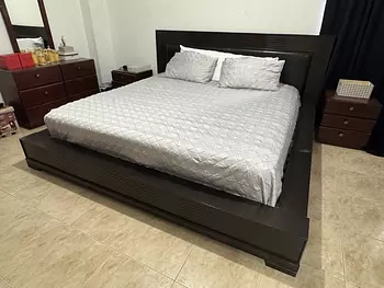 muebles y colchones - Vendo Cama King con su colchón 
