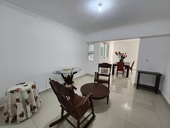 apartamentos - lquilo apartamento en Evaristo Morales U$S1,200

3hab
204mst
2 parqueos