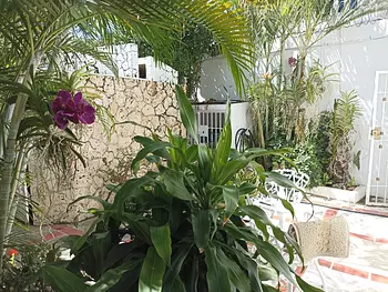 casas - VENDO CASA DE DOS NIVELES EN LA URBANIZACIÓN TROPICAL.AV. INDEPENDENCIA KM 71/2