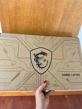 computadoras y laptops - LAPTOP MSI CROSSHAIR 16|INTELCORE I7-13VA|1TB SSD|16GB RAM|RTX4070|16-INCH