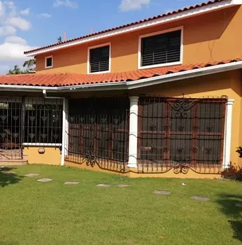 casas - Venta de Casa en Altos Arroyo Hondo 3