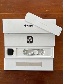 accesorios para electronica - Apple Watch SE 2 GEN Starlight Open Box Como Nuevo