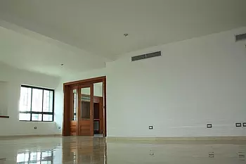 apartamentos - Apartamento en alquiler #24-1613 Piantini, amplio, 3 hab. 3.5 baños, 4 parqueos.