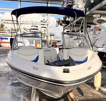botes - Bote Bayliner 17 pies eslora,7 pasajero,Matricula al dia