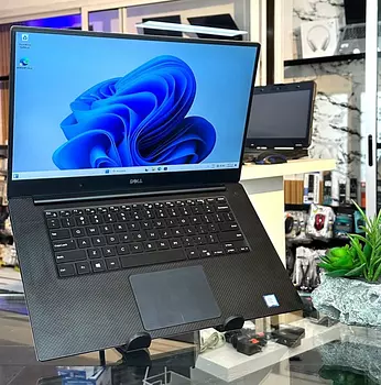 computadoras y laptops - Laptop Dell XPS 1TB SSD $22,000