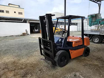 otros vehiculos - Montacarga toyota recién importados de Japón.