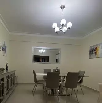 apartamentos - Alquiler de Apartamento Amueblado en Evaristo Morales