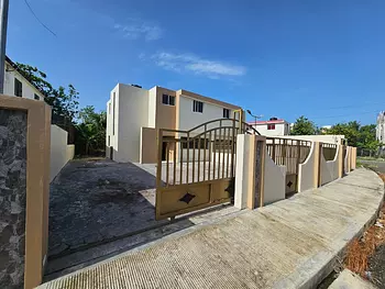 casas - Se Vende Casa en San Francisco de Macorís Macoris - Urb. Toribio Camilo