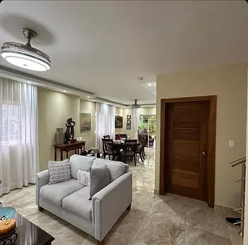 casas - Casa en venta Punta Cana #24-1737 cuatro dormitorios, uno en planta baja, jardín